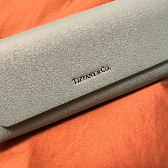 NEW TIFFANY SUNGLASSES! Gorgeous! - Picture 4 of 10